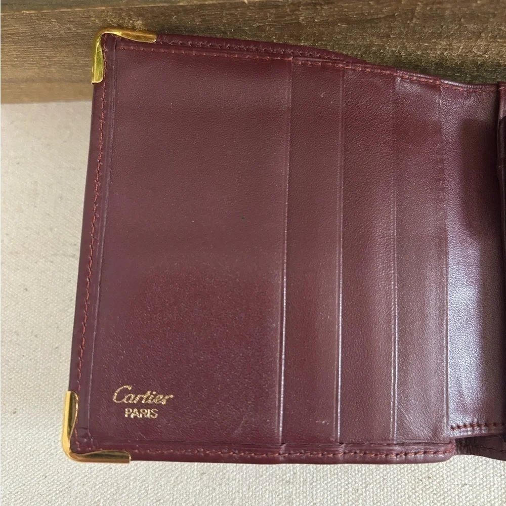 Cartier Vintage Burgandy Lambskin Leather Compact Wallet